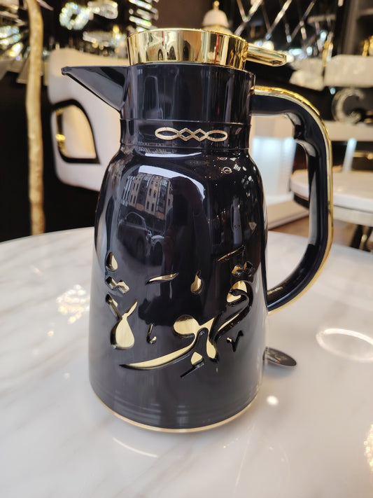 Thermos HomeDeLuxe pour lait et café, bouteille isolante en acier inoxydable, avec bouchon hermétique, visible dans l’image.