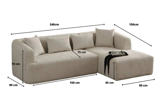 Canapé d'angle en chenille blanc cassé de la marque HomeDeLuxe, avec coussins et cadre en bois visible dans l'image.