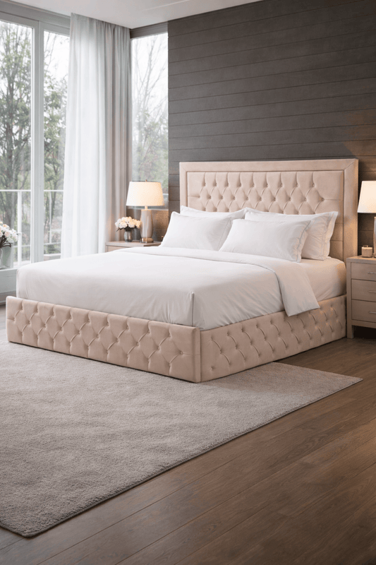 Cadre de lit ROMA gris en velours capitonné, avec panneau rembourré et design élégant pour chambre moderne.