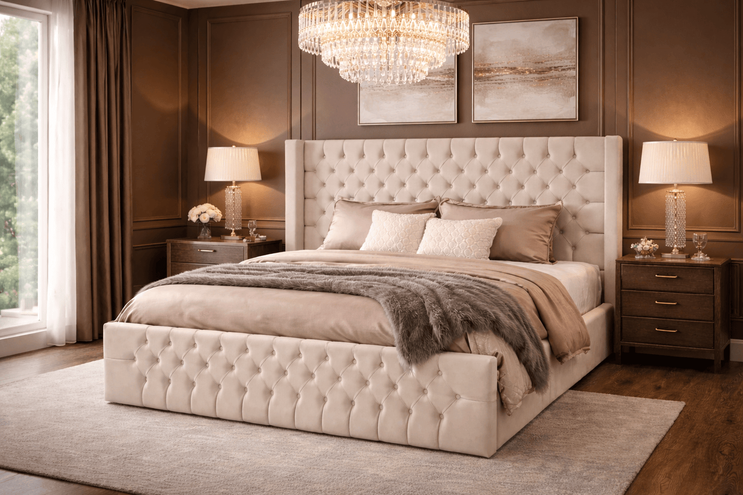 Cadre de lit en velours capitonné Cloute Bianca de HomeDeLuxe, finition élégante et design moderne pour chambre à coucher.