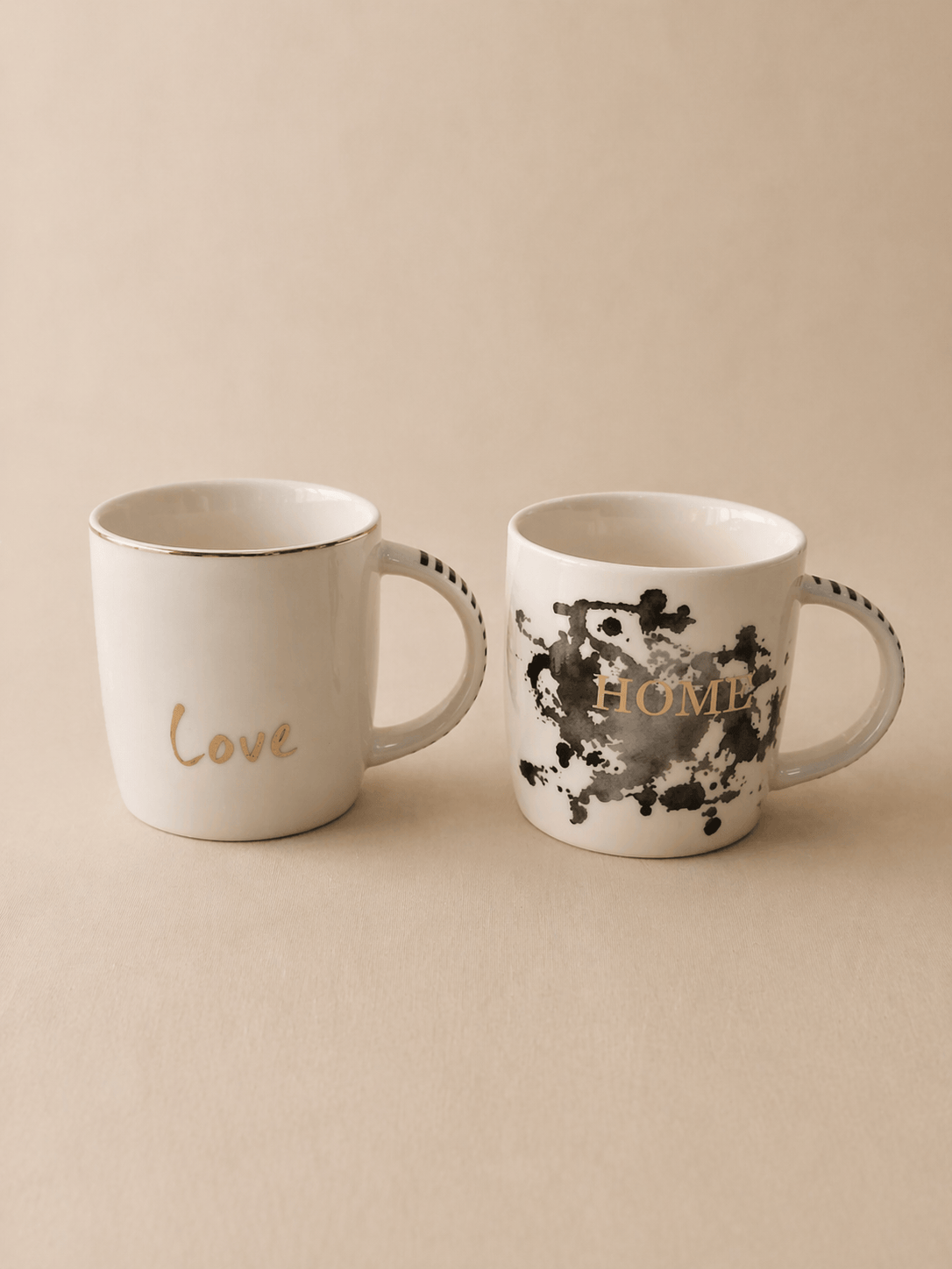 Lot de mugs Say de HomeDeLuxe, ensemble de tasses en céramique avec écrits amusants, visibles en image.
