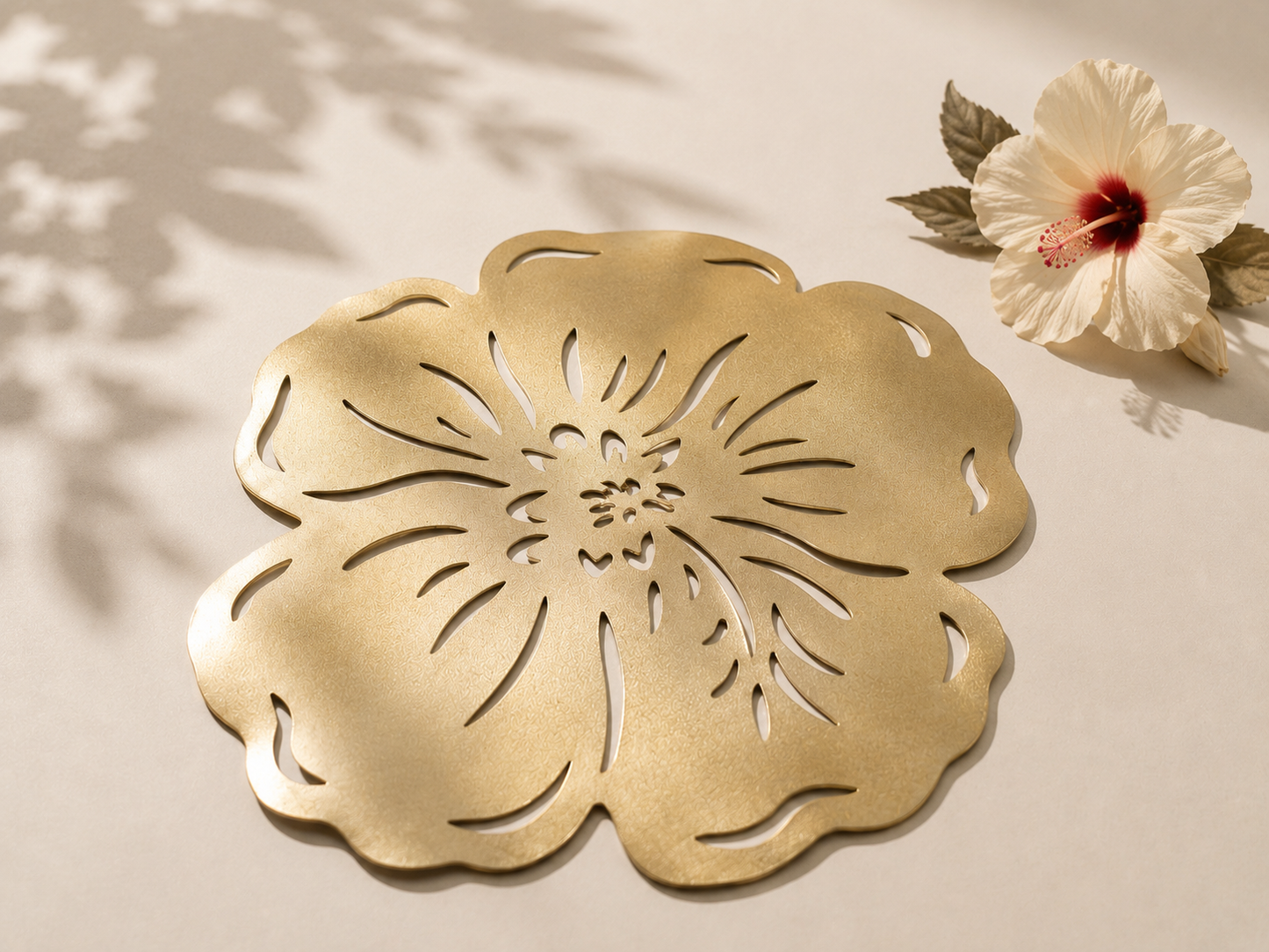 Lot de 12 set de table fleur dorée
