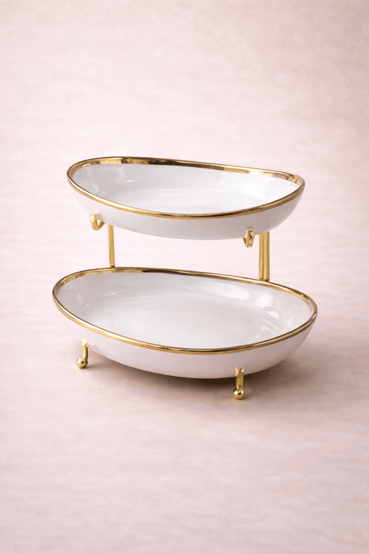 Présentoir Harmony doré de HomeDeLuxe, élégant support en métal avec finition brillante pour décoration intérieure.