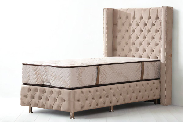 Lit Coffre Enfant CLOUTE BEIGE - Velours capitonné