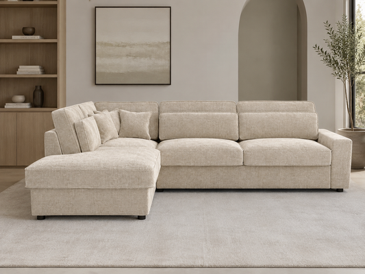 Canapé d'angle Marbella Lexus HomeDeLuxe beige avec coussins et structure en bois, vue de face.
