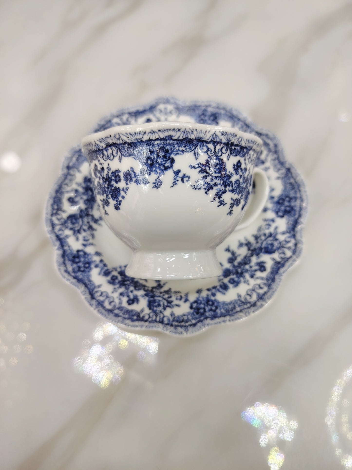 6 petites tasses à café vintage