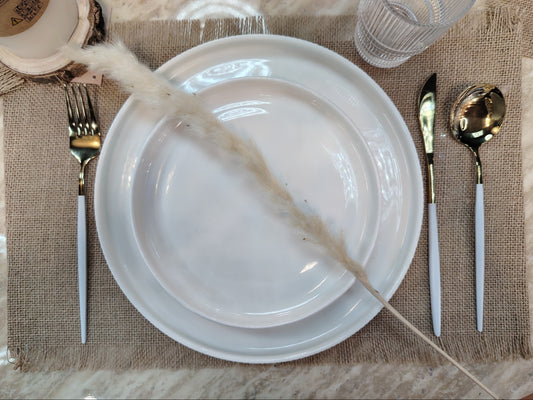 Service assiettes blanches