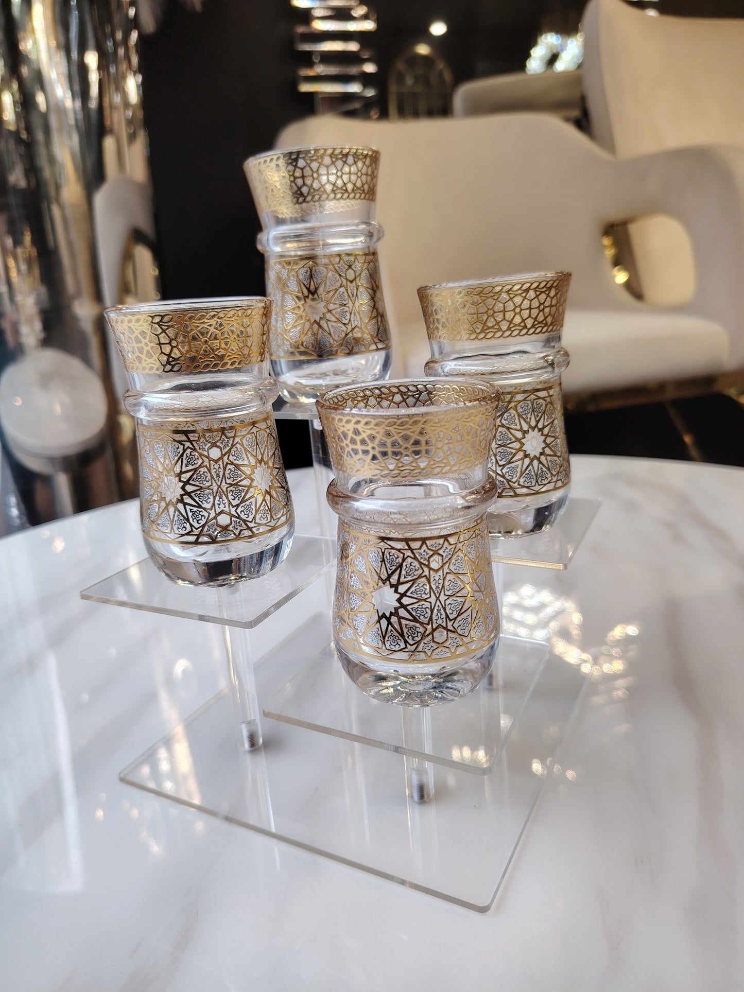 12 petits verres à thé