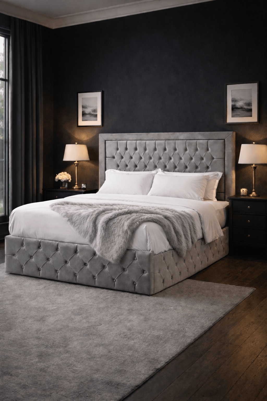 Cadre de lit ROMA gris en velours capitonné de HomeDeLuxe, avec design élégant et rembourré pour chambre moderne.