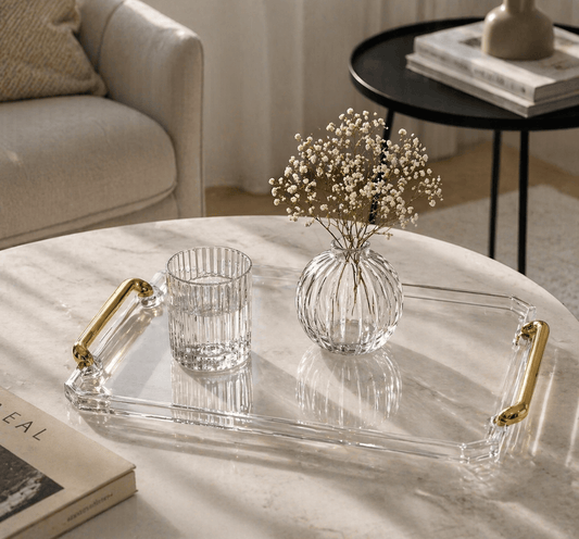 Plateau décoratif rectangulaire en plastique effet verre avec poignées dorées - Home de Luxe France 