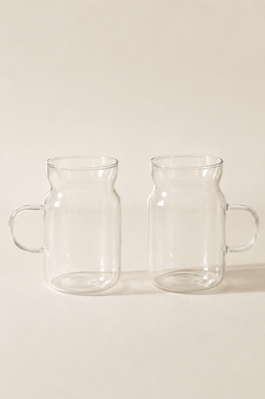 Duo de verres transparents en verre avec quatre pailles en inox, tasses élégantes et modernes de la marque HomeDeLuxe