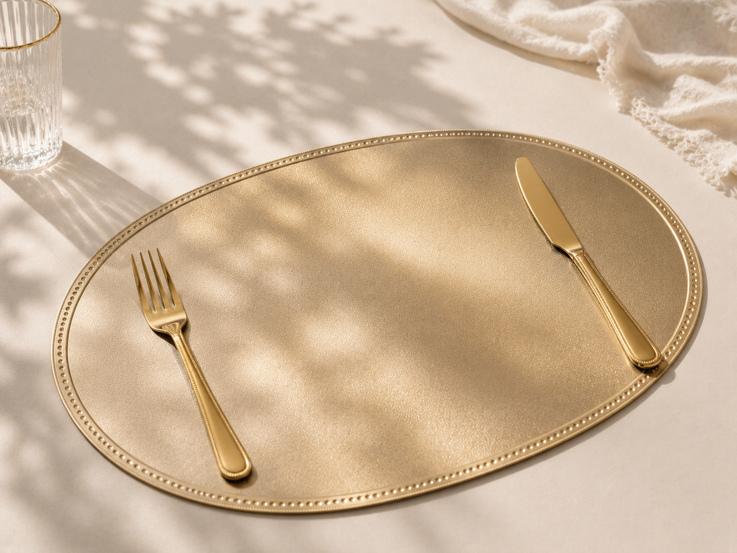 Lot de 12 set de table oval doré