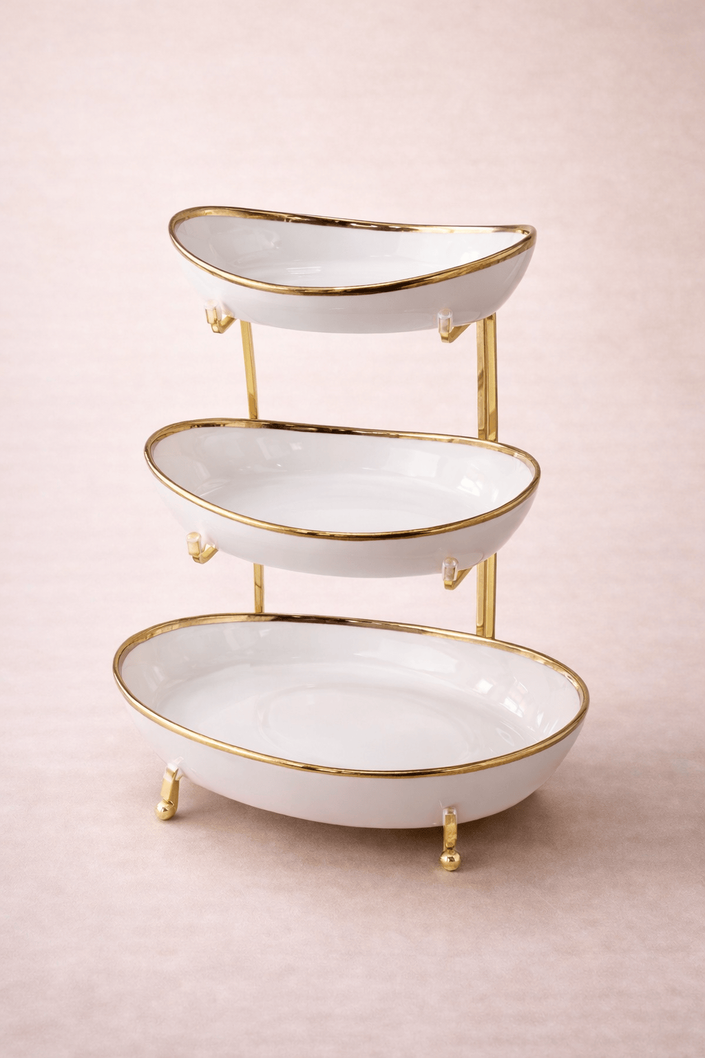 Présentoir trois étages blanc avec liseré doré - Home de Luxe France 