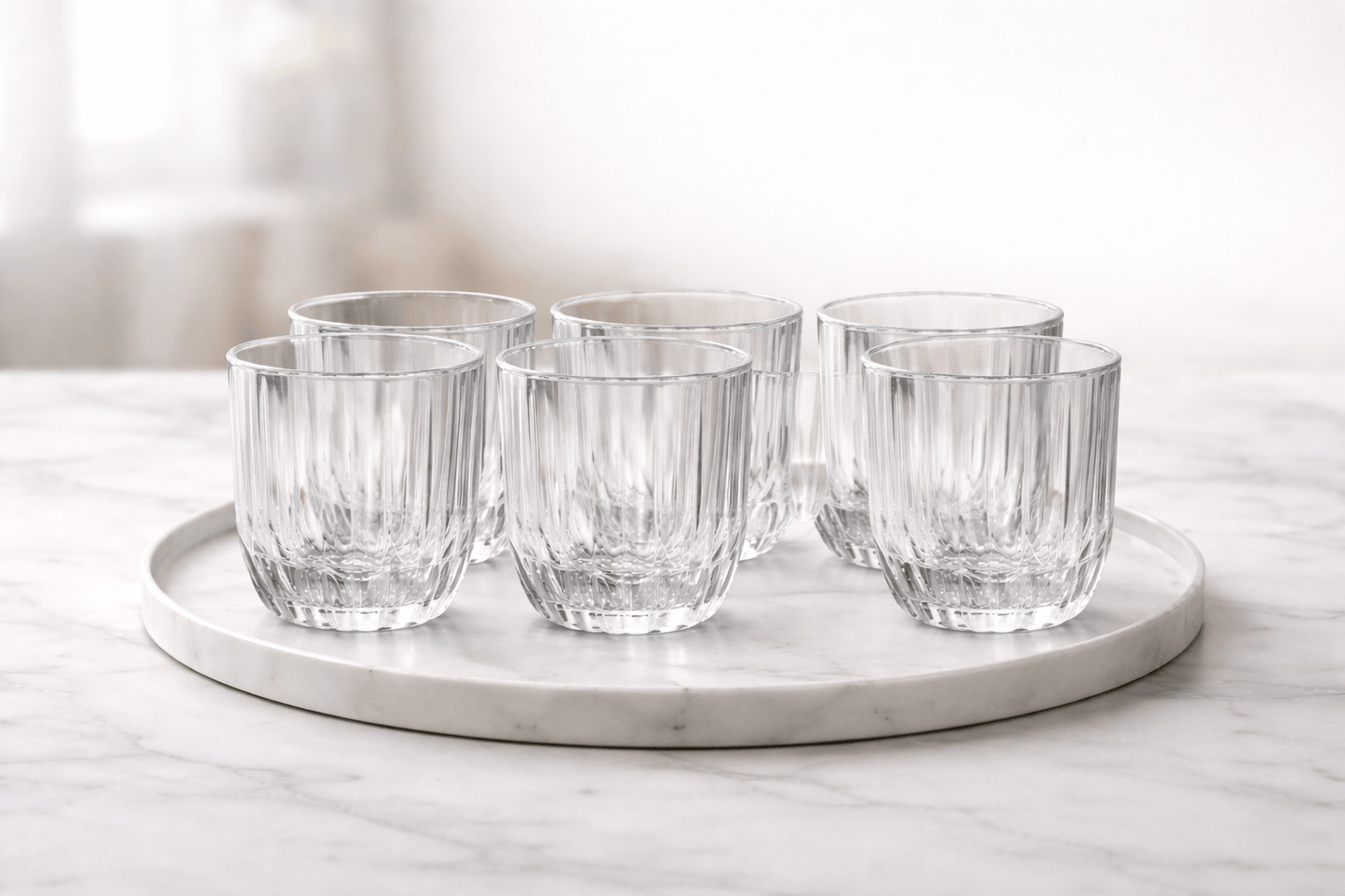 six verres Linea au design épuré et contemporain - Home de Luxe France 