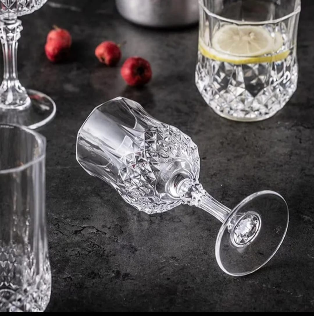 12 verres à pied