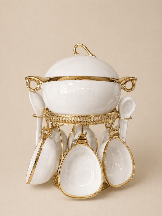 Soupière élégante en blanc et doré avec cuillères - Home de Luxe France 