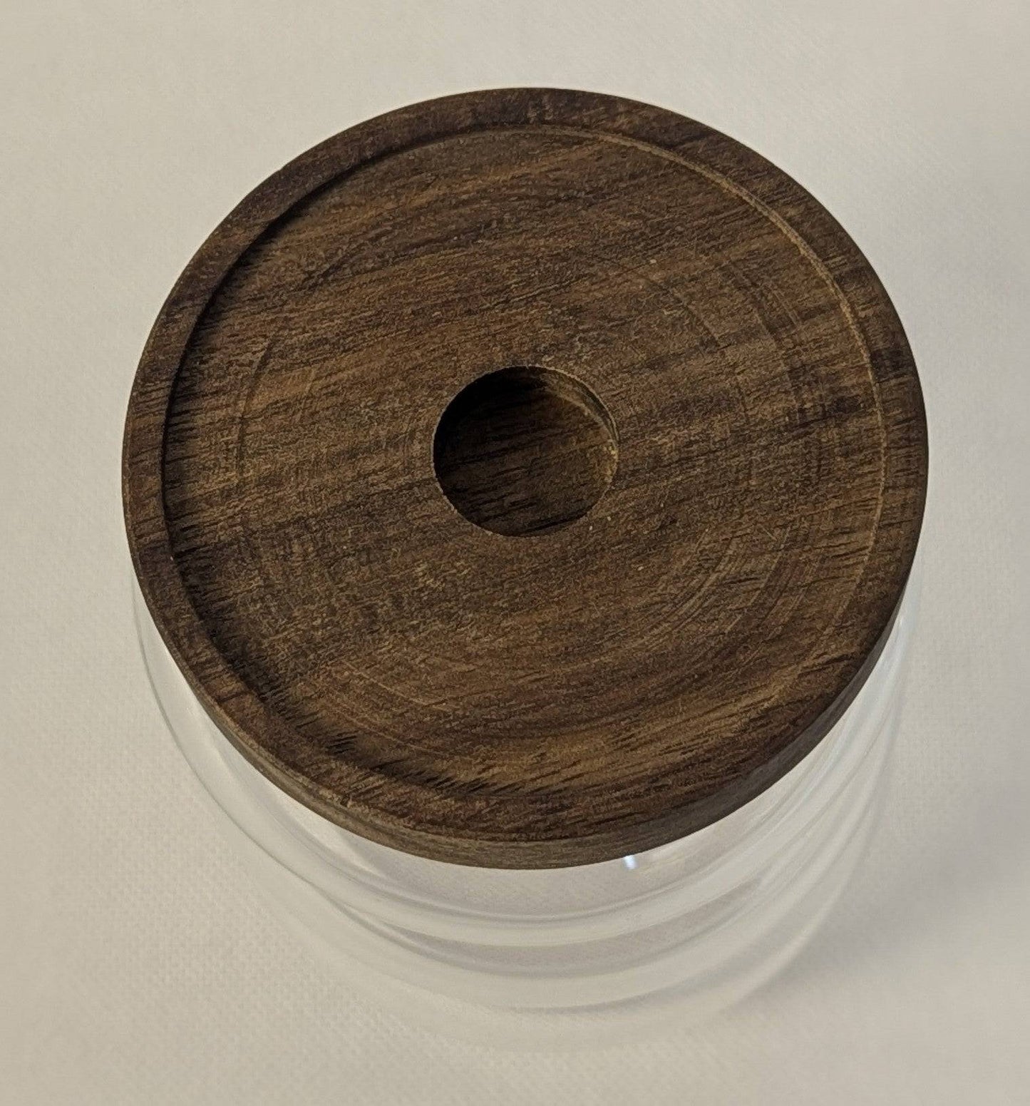 Petit bocal en verre HomeDeLuxe, bocal transparent avec couvercle en verre pour stockage ou décoration.