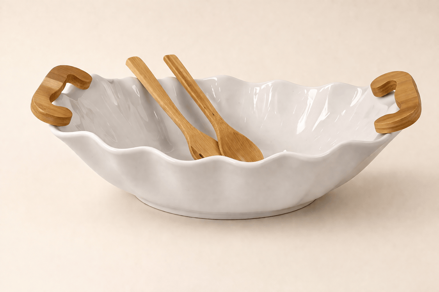 Saladier élégant en céramique blanche avec couverts assortis en bois - Home de Luxe France 