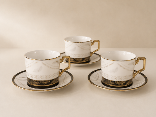 Six tasses & sous tasses plumes