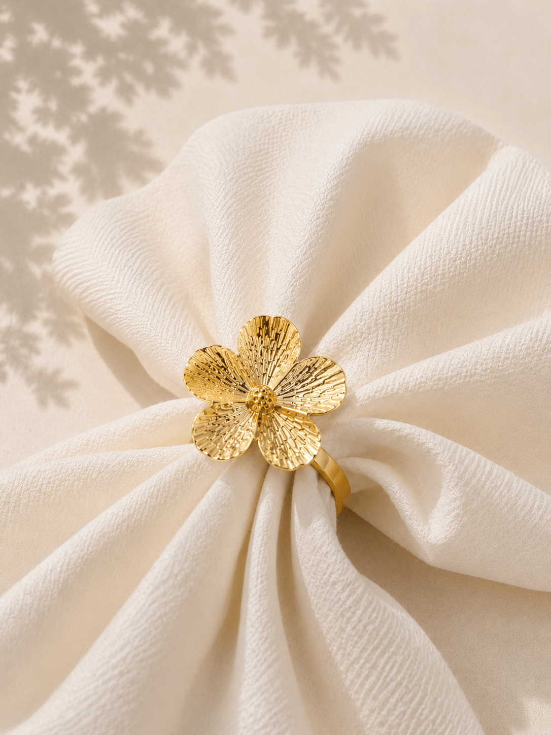 Rond de serviette fleur gold - HomeDeLuxe